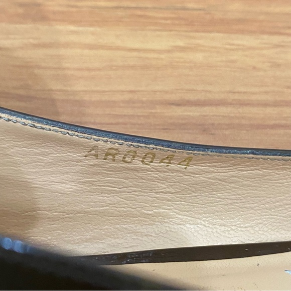 LOUIS VUITTON Brown Patent Leather Monogram Mary Jane Flats Size 37 1/2 - Picture 8 of 16